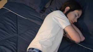 Student Seduces Teacher at Home Lesson