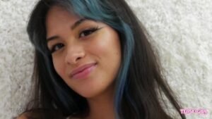 Sexy But Easy Teen Girl Eagerly Pleasing